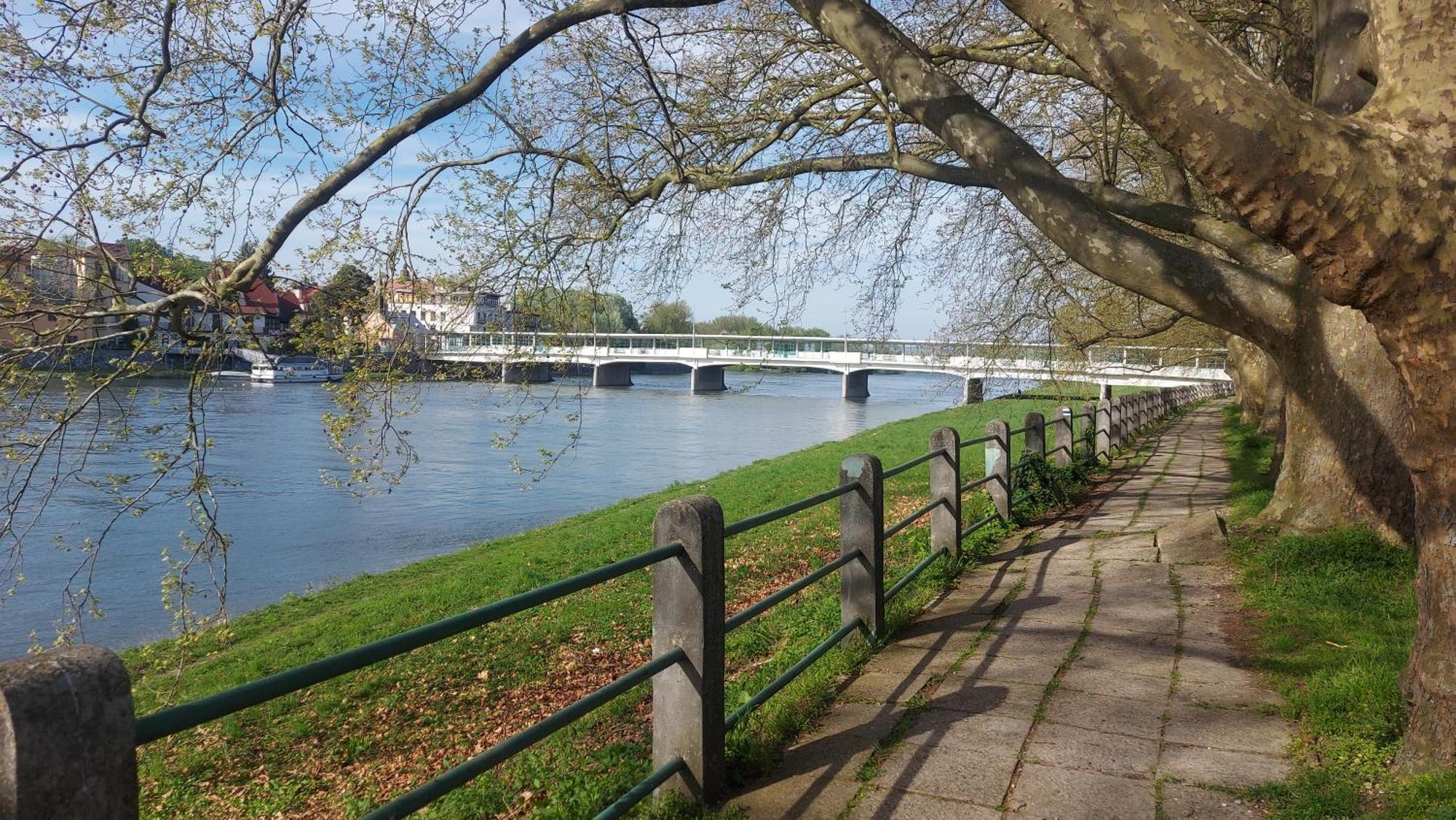 Dom Na Cervenej Vezi Villa Bánka Kültér fotó